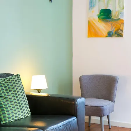 Spacious, Bright And Newly Renovated 2 Bedroom Apartment, Historical Center, Madragoa 아파트 *