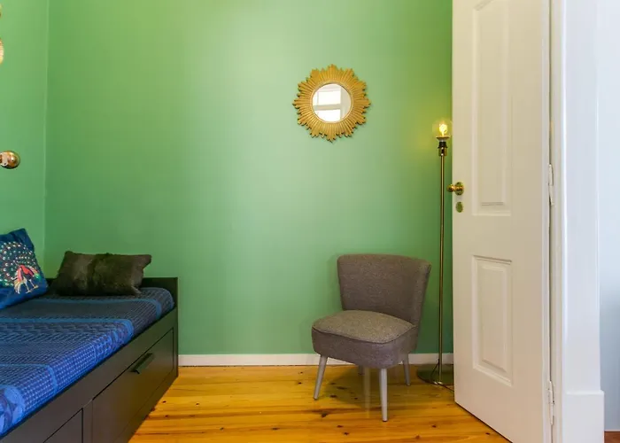 Διαμέρισμα Spacious, Bright And Newly Renovated 2 Bedroom Apartment, Historical Center, Madragoa *