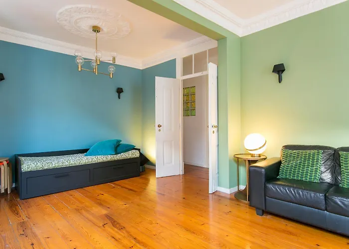 شقة Spacious, Bright And Newly Renovated 2 Bedroom Apartment, Historical Center, Madragoa *